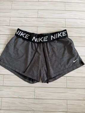 Nike | Grey Dri-Fit Elastic Waist Foldover Athletic Short - Size M